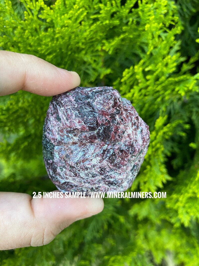 Stunning Red Almandine Garnet Crystals_BrainAcademy.store